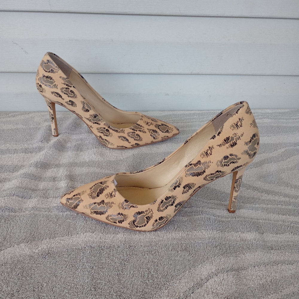 Vince Camuto Heels Size 7.5M For Women